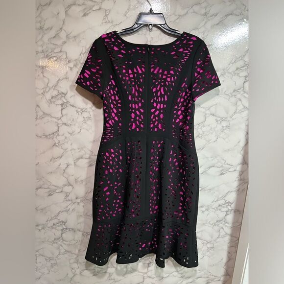 FOCUS by Shani - Laser Cut Dress With Flounce Size 10 - Picture 7 of 10